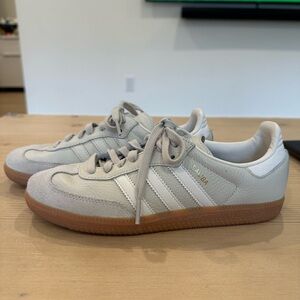 Adidas Cream and Tan Sneakers with Classic Design